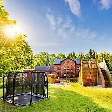 Bimmelbahn- Familienferienhaus 100 M Am Dampflokbahnhof Sauna Trampolin Spielezimmer *