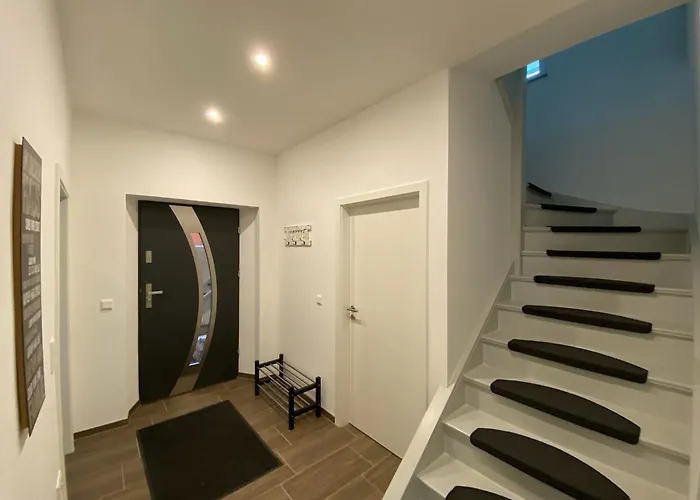 펜션 Bimmelbahn- Familienferienhaus 100 M Am Dampflokbahnhof Sauna Trampolin Spielezimmer