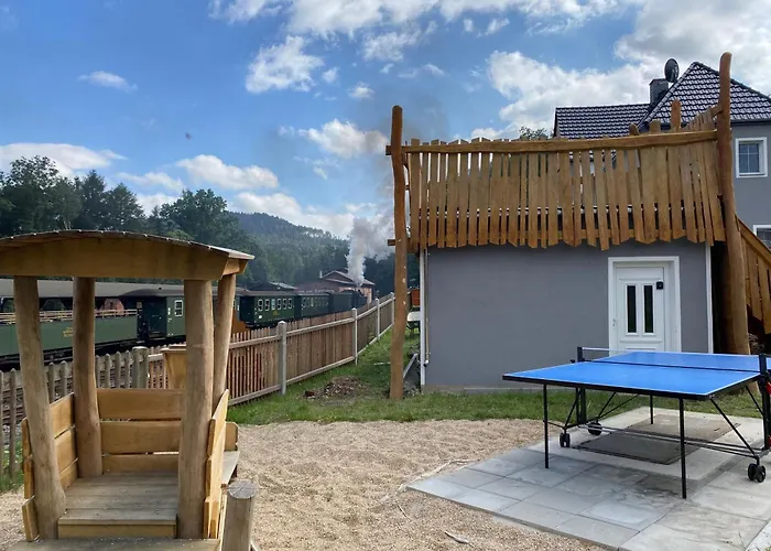 Bimmelbahn- Familienferienhaus 100 M Am Dampflokbahnhof Sauna Trampolin Spielezimmer 펜션 올베르스도프